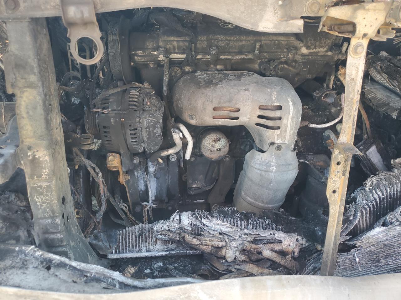 2006 Toyota Highlander VIN JTEDP21A660103556 Copart auction photo, burn damage thumbnail 12