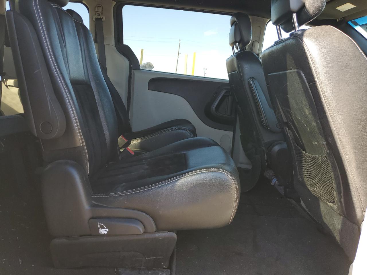 2017 Dodge Caravan VIN 2C4RDGCG8HR664402 Copart auction photo, front end / rear end damage thumbnail 11