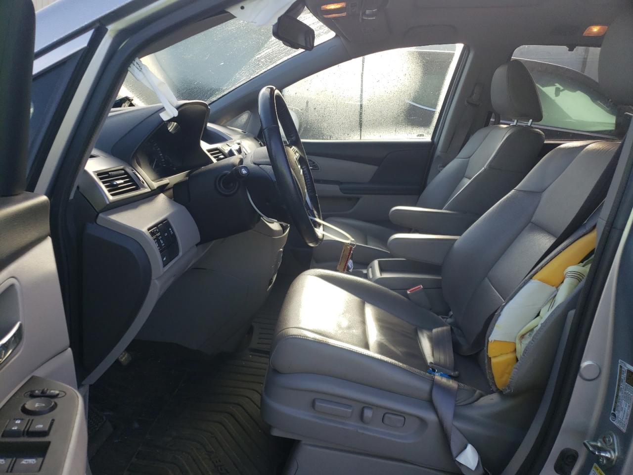 2016 Honda Odyssey VIN 5FNRL5H66GB164935 Copart auction photo, rear end damage thumbnail 7