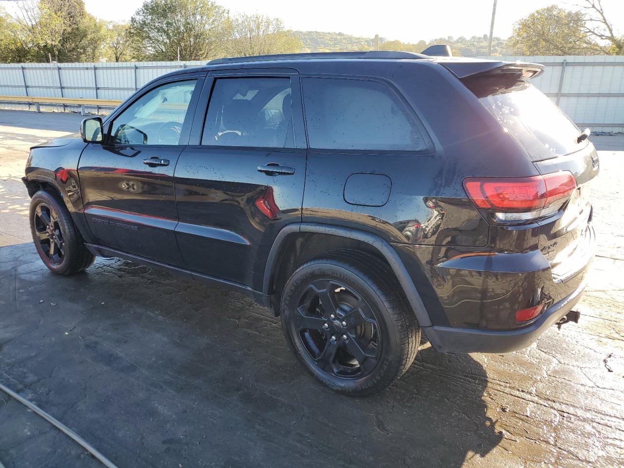 2018 Jeep Grand Cherokee VIN 1C4RJFAG4JC499856 Copart auction photo, front end / minor dent/scratches damage thumbnail 2