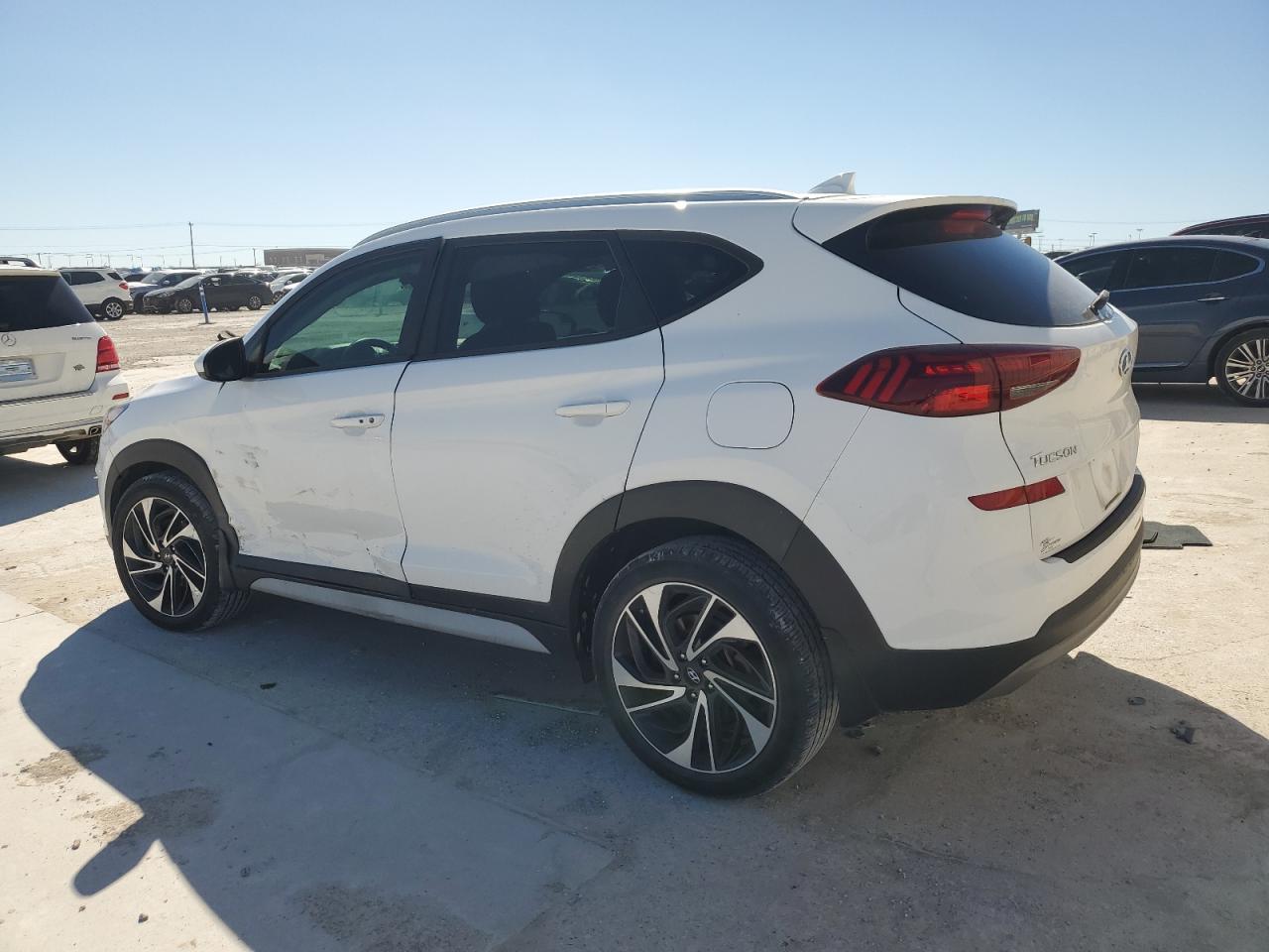 2020 Hyundai Tucson VIN KM8J33AL9LU146198 Copart auction photo, side / minor dent/scratches damage thumbnail 2