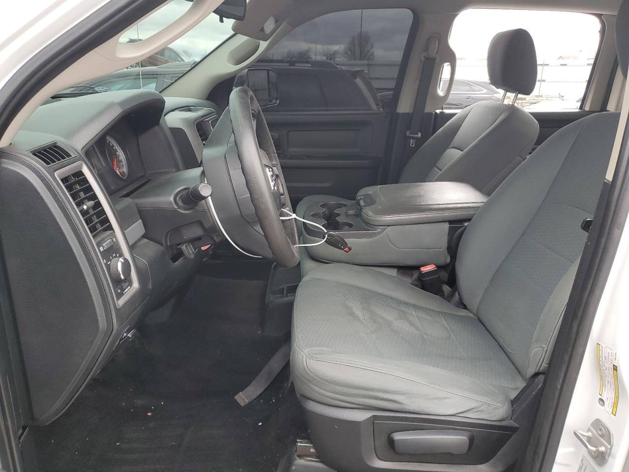 2015 RAM 2500 VIN 3C6UR5CL2FG611444 Copart auction photo, side / rear end damage thumbnail 7