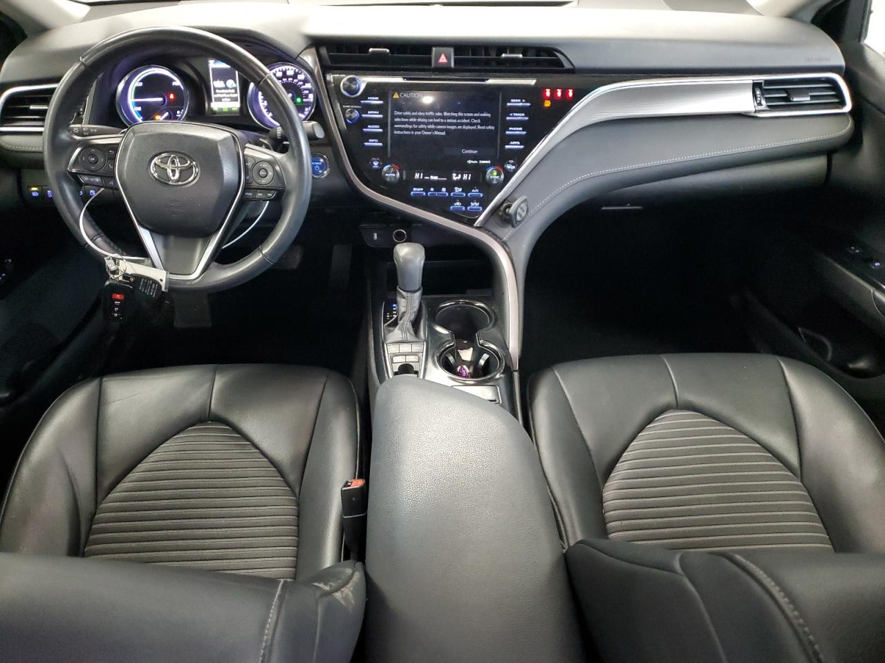2018 Toyota Camry VIN 4T1B21HKXJU009213 Copart auction photo, front end / minor dent/scratches damage thumbnail 8