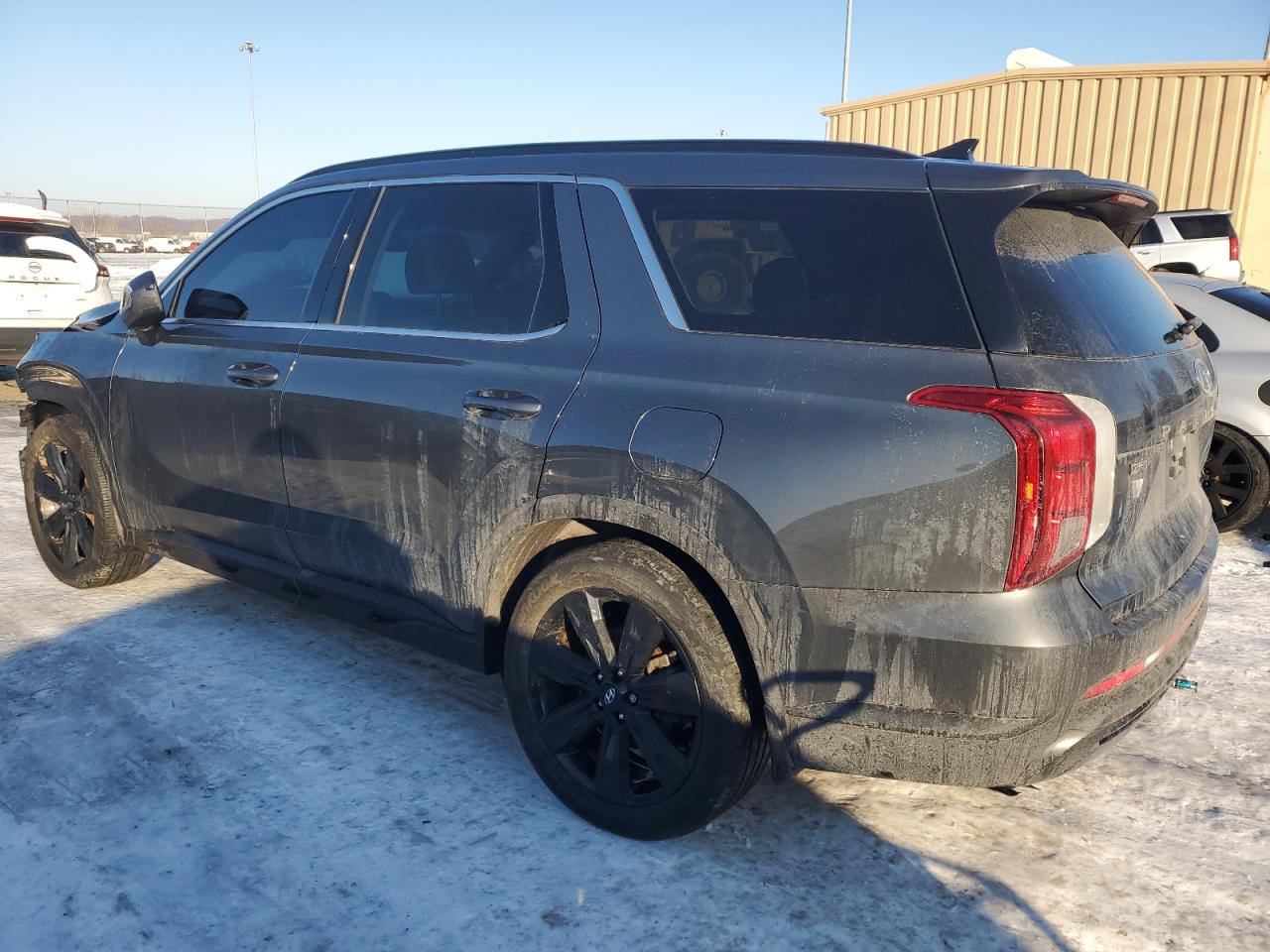 2023 Hyundai Palisade VIN KM8R3DGE4PU636961 Copart auction photo, front end damage thumbnail 2