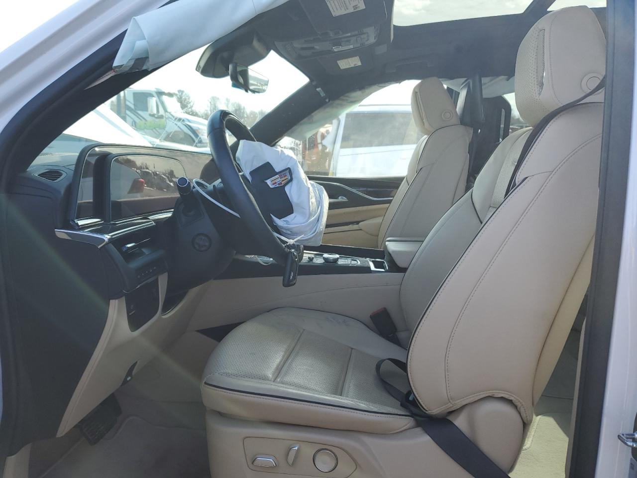 2023 Cadillac Escalade VIN 1GYS4BKL3PR543262 Copart auction photo, front end / undercarriage damage thumbnail 7