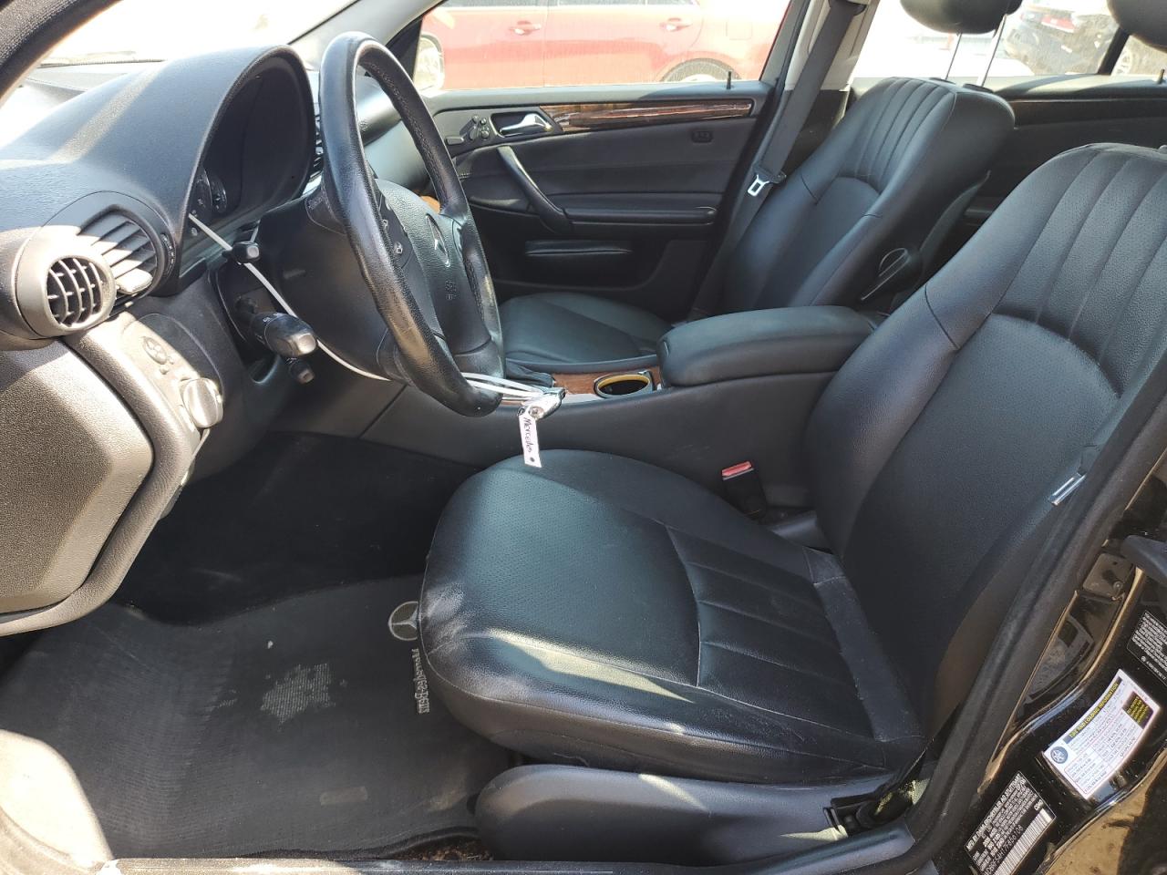 2007 Mercedes-Benz C-klasse VIN WDBRF54H17F856108 Copart auction photo, minor dent/scratches damage thumbnail 7