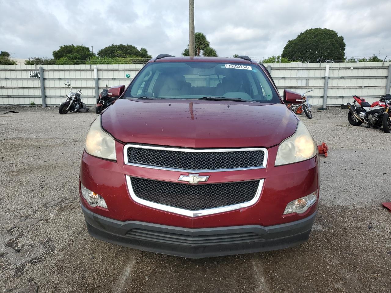 2011 Chevrolet Traverse VIN 1GNKRGED1BJ190348 Copart auction photo, all over damage thumbnail 5