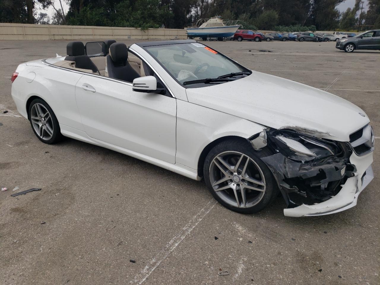 2016 Mercedes-Benz E-klasse VIN WDDKK6FF4GF350570 Copart auction photo, front end damage thumbnail 4