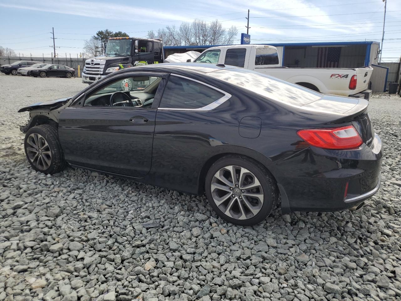 2013 Honda Accord VIN 1HGCT2B82DA001929 Copart auction photo, front end / minor dent/scratches damage thumbnail 2
