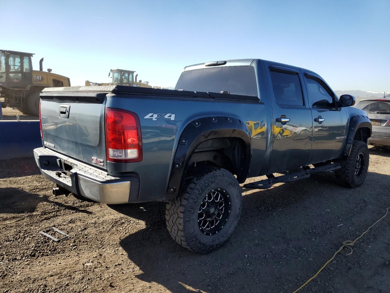 2008 GMC Sierra VIN 2GTEK13C481267945 Copart auction photo, hail damage thumbnail 3