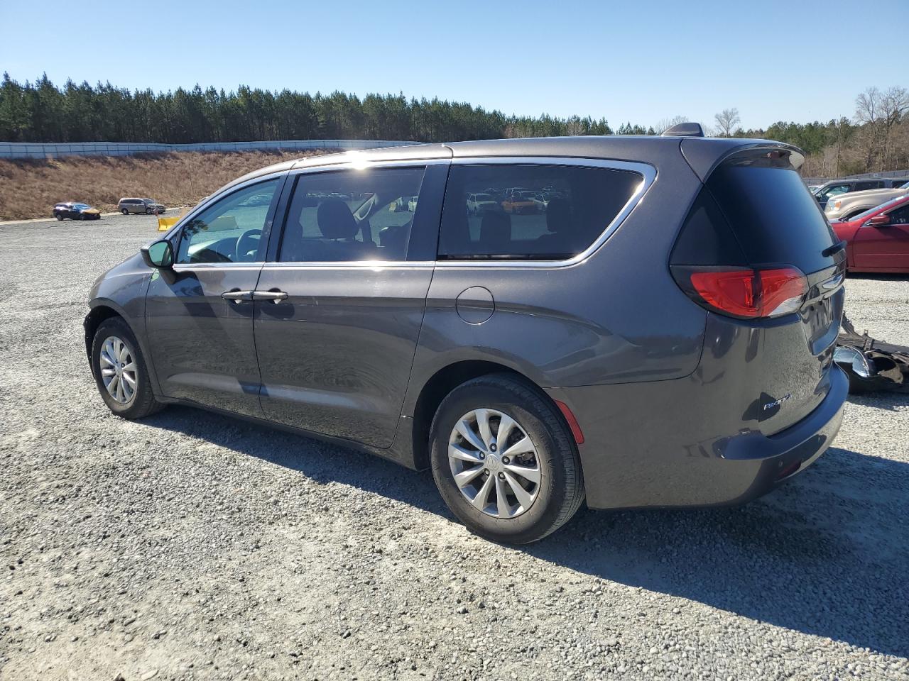 2018 Chrysler Pacifica VIN 2C4RC1CG8JR214352 Copart auction photo, front end damage thumbnail 2