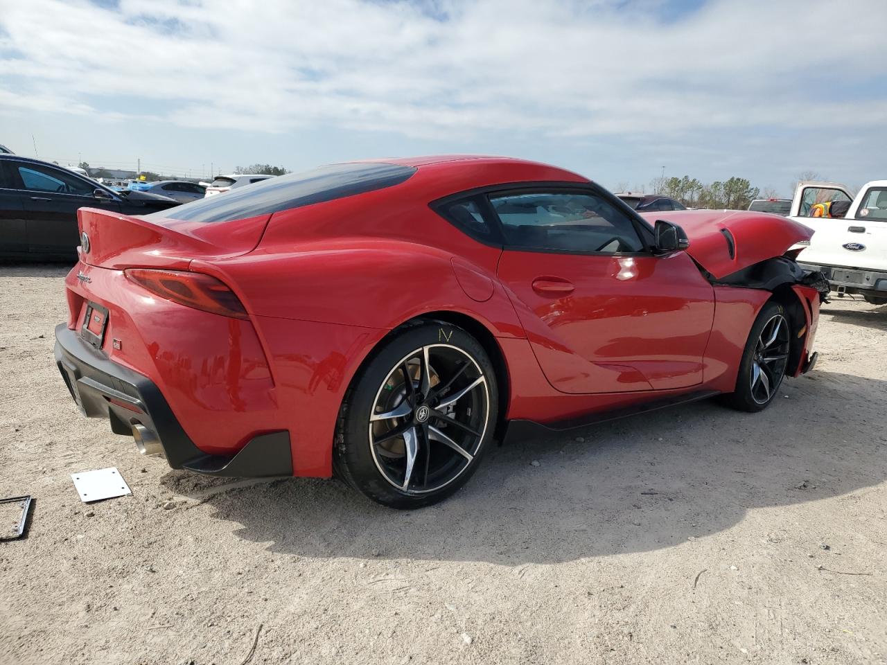 2020 Toyota Supra VIN WZ1DB4C06LW022733 Copart auction photo, front end / minor dent/scratches damage thumbnail 3