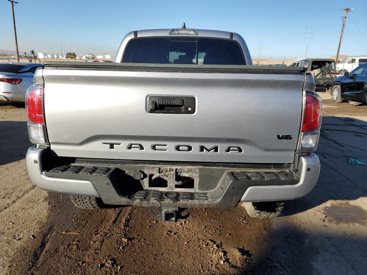 2020 Toyota Tacoma VIN 3TMCZ5AN6LM336439 Copart auction photo, front end / side damage thumbnail 6