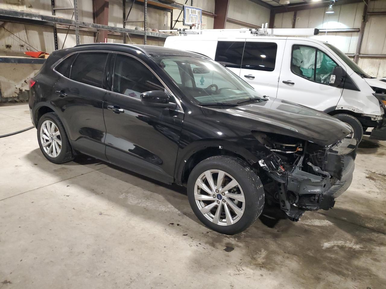2022 Ford Escape VIN 1FMCU9J94NUB64933 Copart auction photo, front end / side damage thumbnail 4