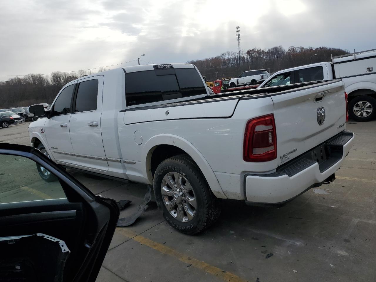 2020 RAM 2500 VIN 3C6UR5TL6LG216632 Copart auction photo, undercarriage damage thumbnail 2