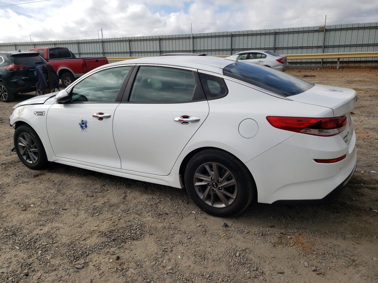 2020 KIA Optima VIN 5XXGT4L37LG395607 Copart auction photo, front end / side damage thumbnail 2