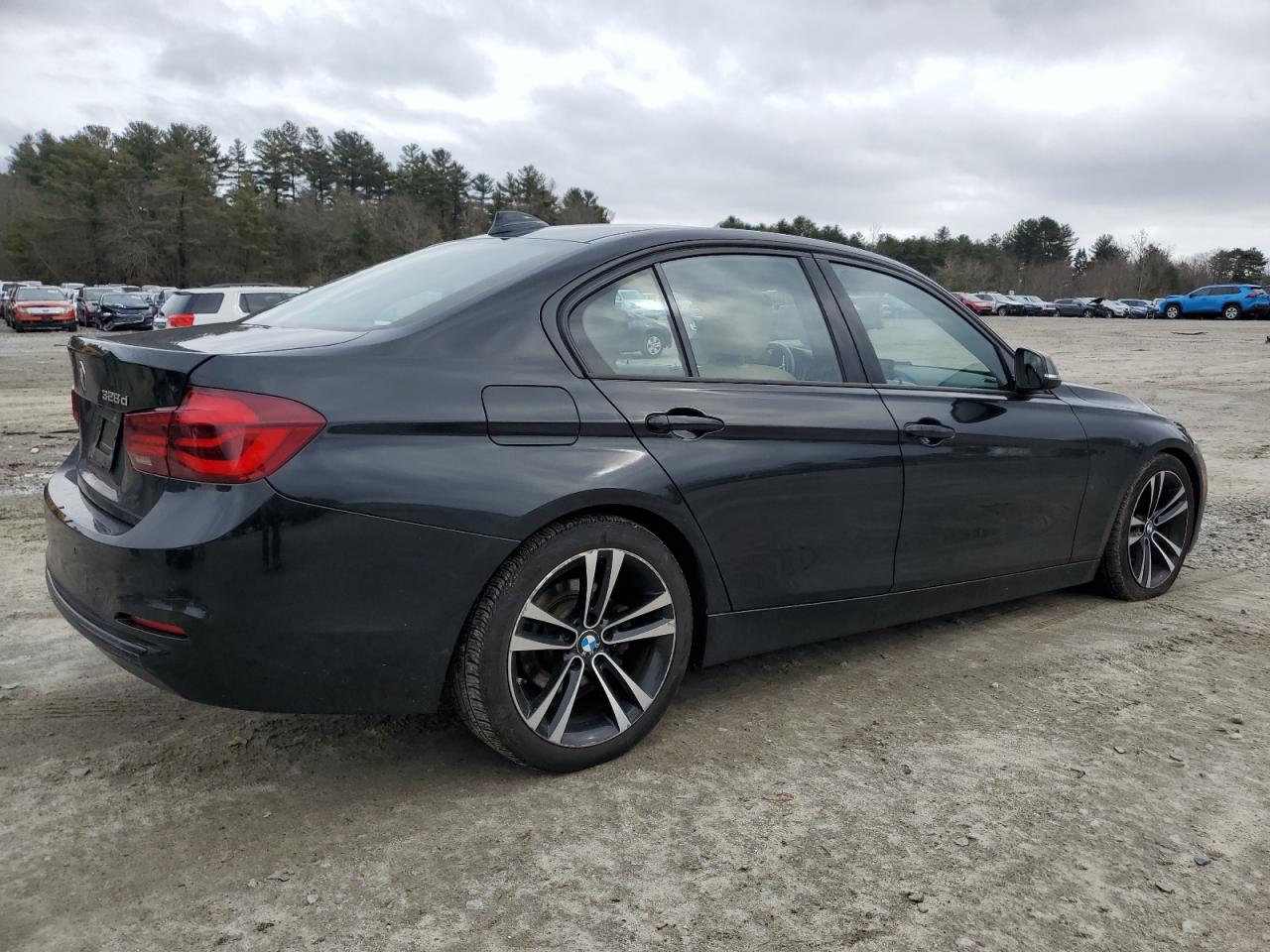 2018 BMW 3er VIN WBA8F1C55JK898449 Copart auction photo, undercarriage damage thumbnail 3