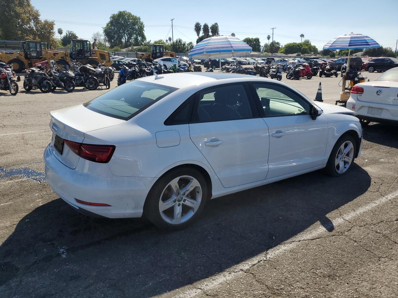 2018 Audi A3 VIN WAUAUGFF0J1090479 Copart auction photo, front end / undercarriage damage thumbnail 3