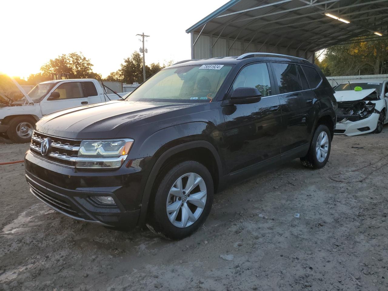 2018 Volkswagen Atlas VIN 1V2CP2CA2JC598163