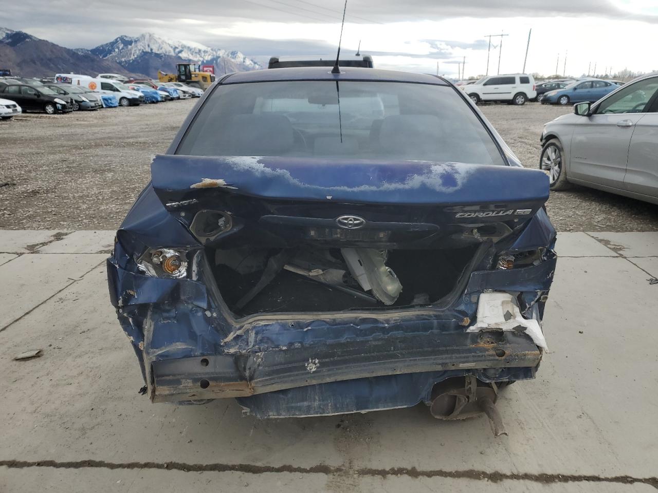 2005 Toyota Corolla VIN 1NXBR32E65Z537265 Copart auction photo, rear end / front end damage thumbnail 6