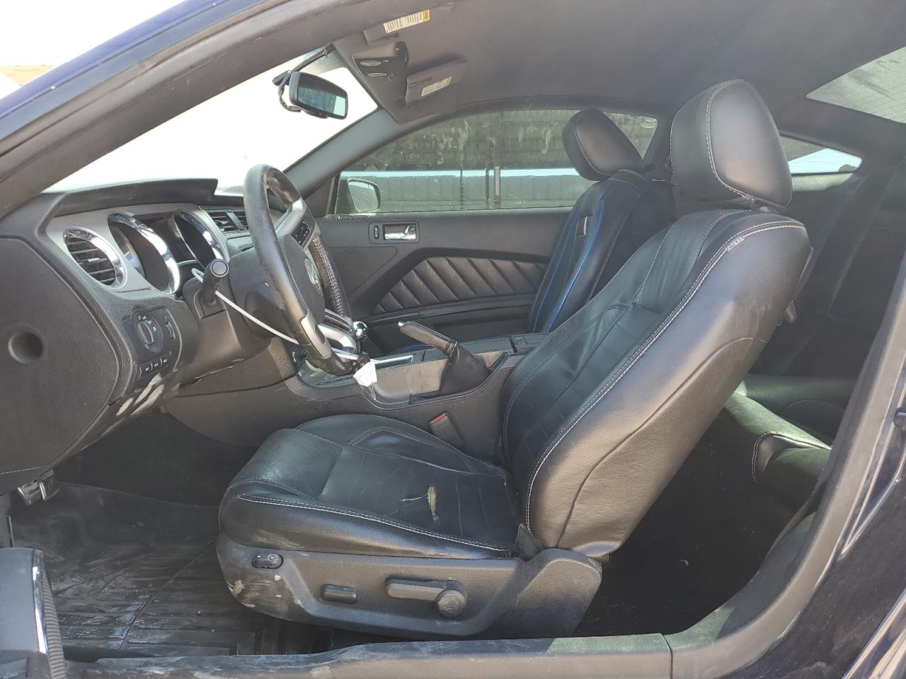 2010 Ford Mustang VIN 1ZVBP8CH9A5150565 Copart auction photo, water/flood / all over damage thumbnail 7
