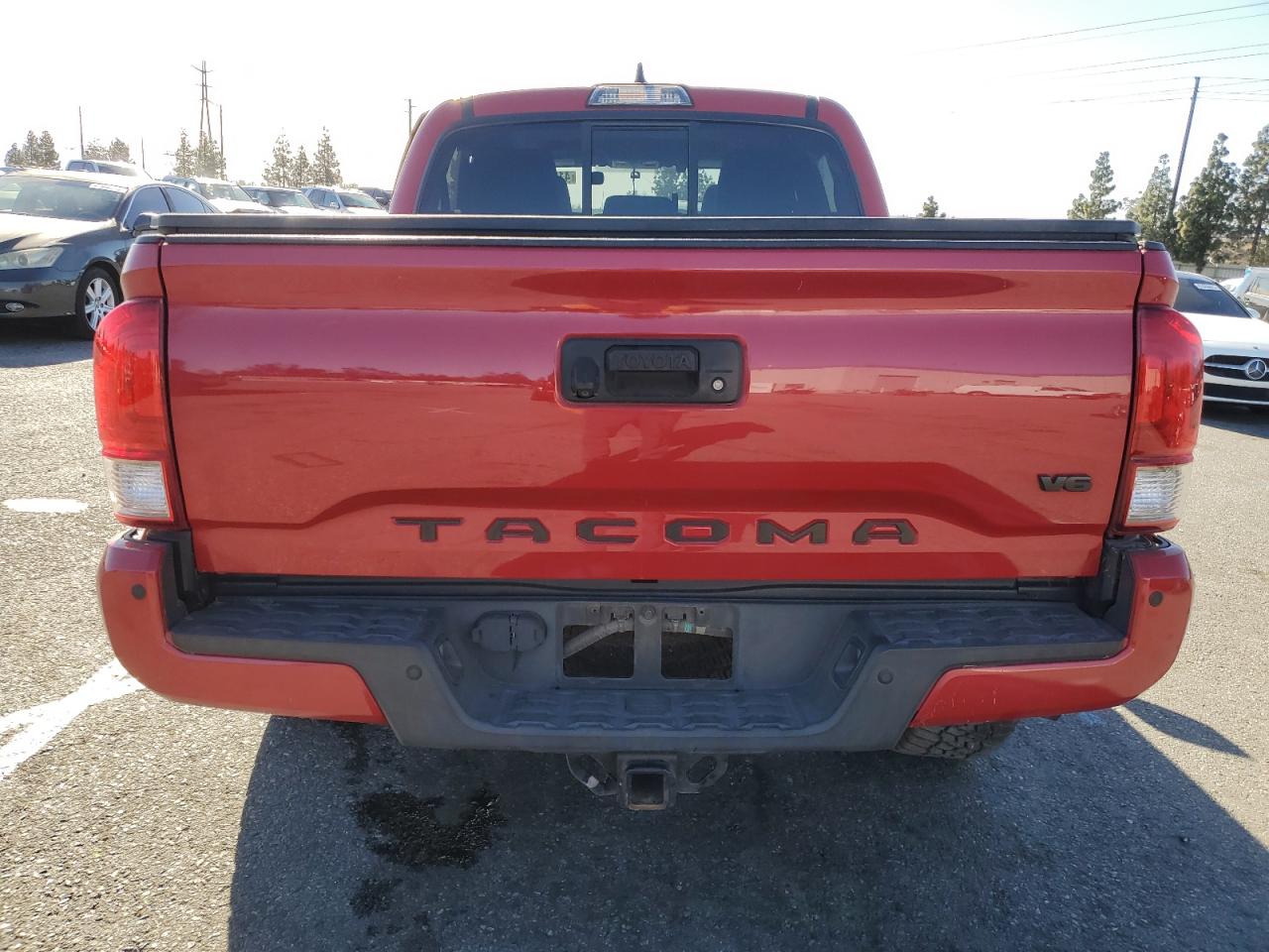 2016 Toyota Tacoma VIN 3TMAZ5CNXGM017619 Copart auction photo, front end / side damage thumbnail 6