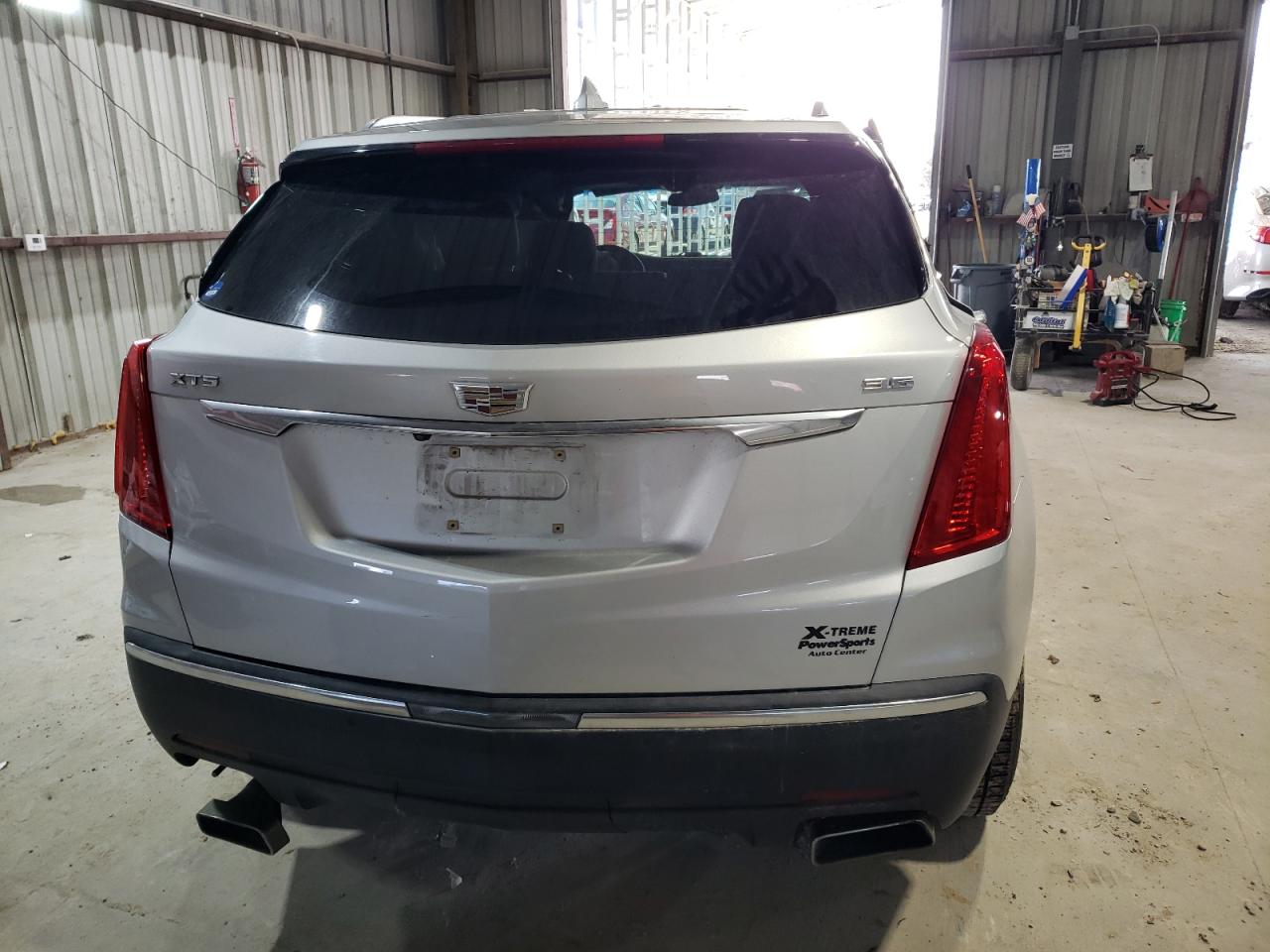 2017 Cadillac XT5 VIN 1GYKNBRS3HZ120032 Copart auction photo, side / front end damage thumbnail 6