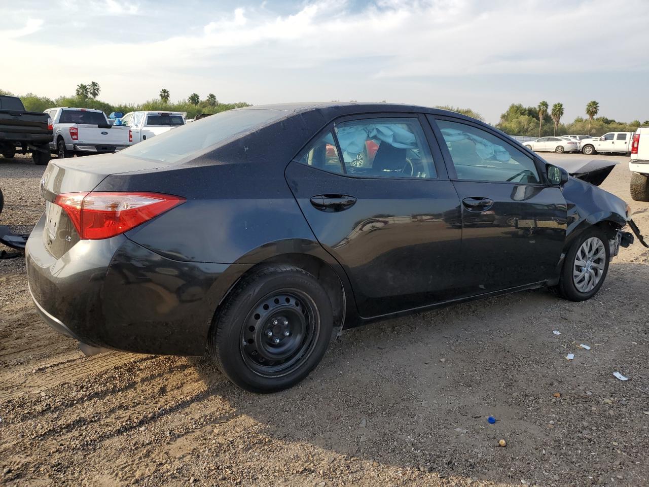 2018 Toyota Corolla VIN 2T1BURHE9JC038125 Copart auction photo, front end / all over damage thumbnail 3