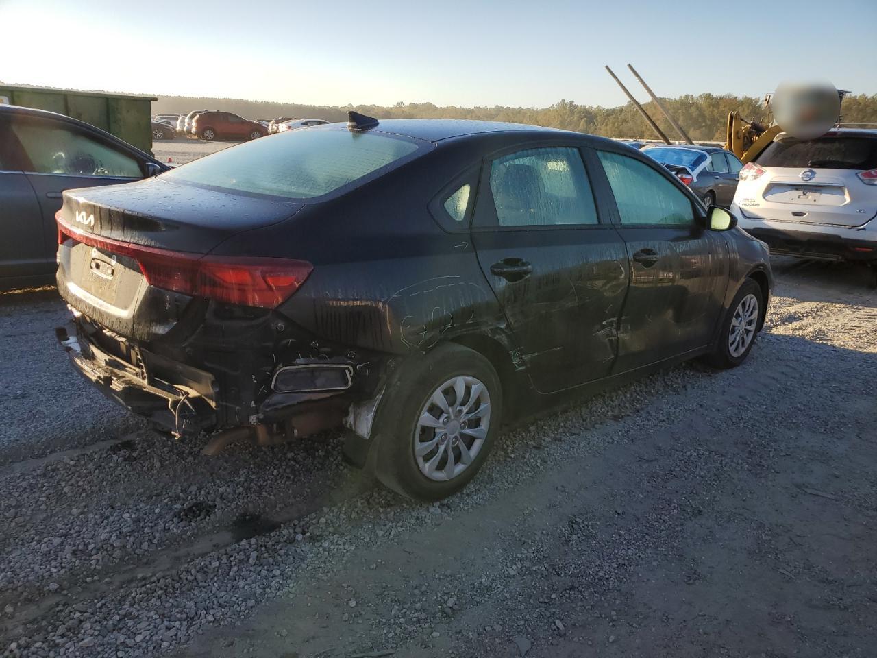 2023 KIA Forte VIN 3KPF24AD6PE521061 Copart auction photo, front end / side damage thumbnail 3
