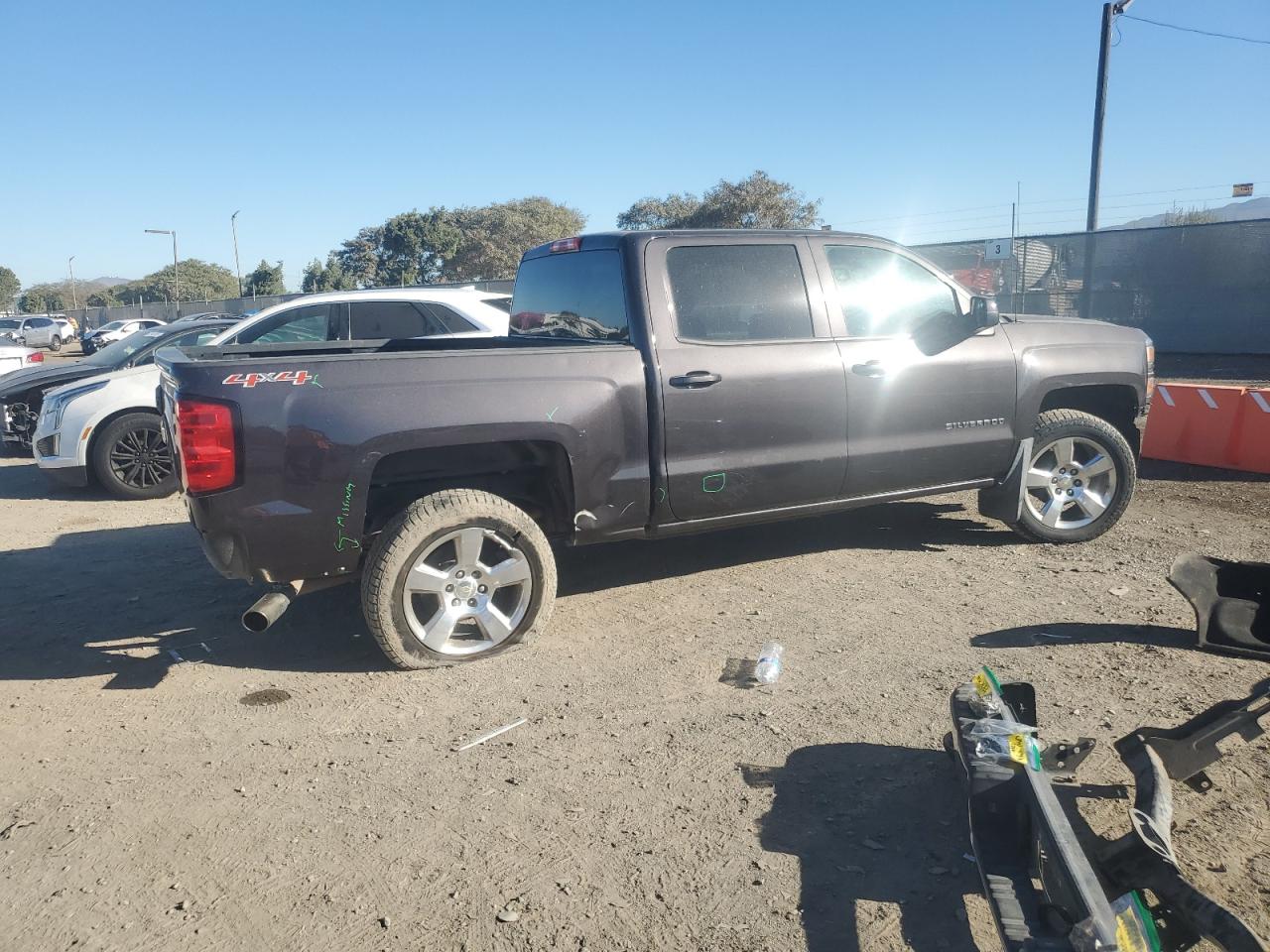 2014 Chevrolet Silverado VIN 3GCUKREC9EG518372 Copart auction photo, front end damage thumbnail 3
