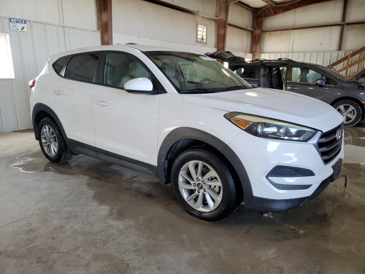 2017 Hyundai Tucson VIN KM8J23A43HU309740 Copart auction photo, front end / side damage thumbnail 4