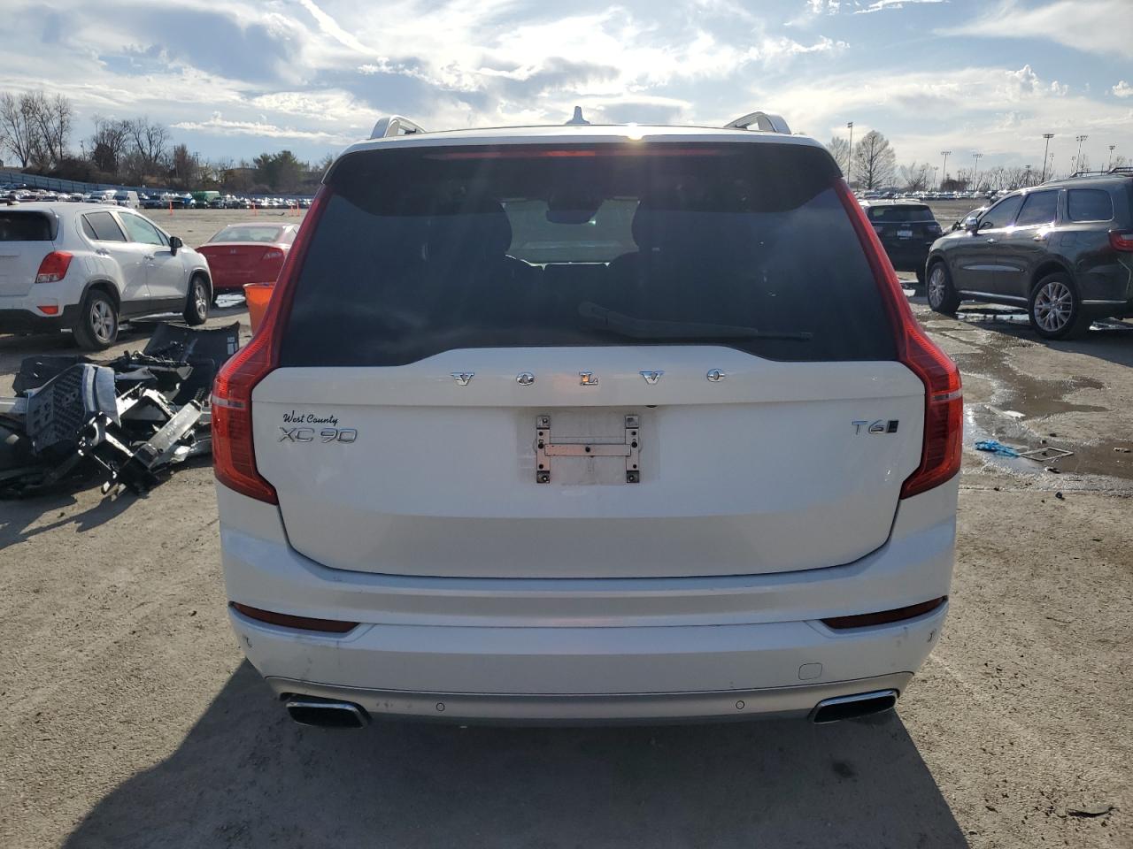 2017 Volvo XC90 VIN YV4A22PK5H1158161 Copart auction photo, side / front end damage thumbnail 6