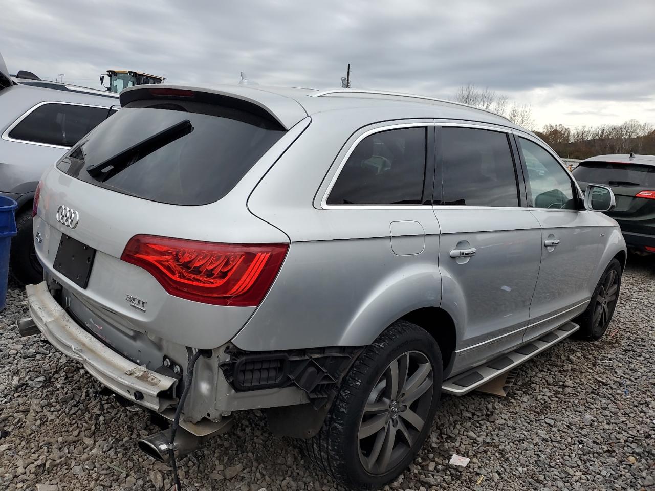 2015 Audi Q7 VIN WA1LGAFE0FD018835 Copart auction photo, rear end damage thumbnail 3