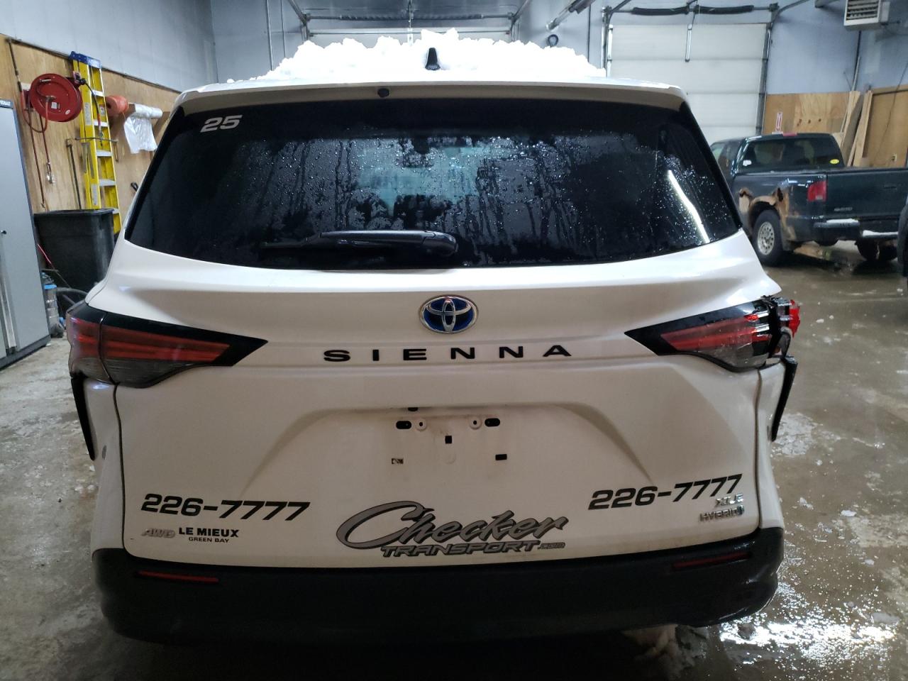 2021 Toyota Sienna VIN 5TDYSKFC2MS005780 Copart auction photo, front end / side damage thumbnail 6