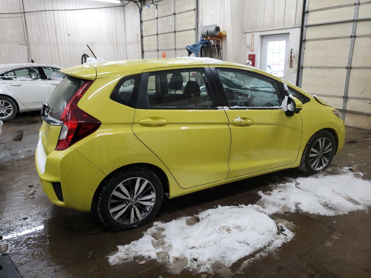 2017 Honda Fit VIN JHMGK5H70HS017712 Copart auction photo, front end damage thumbnail 3