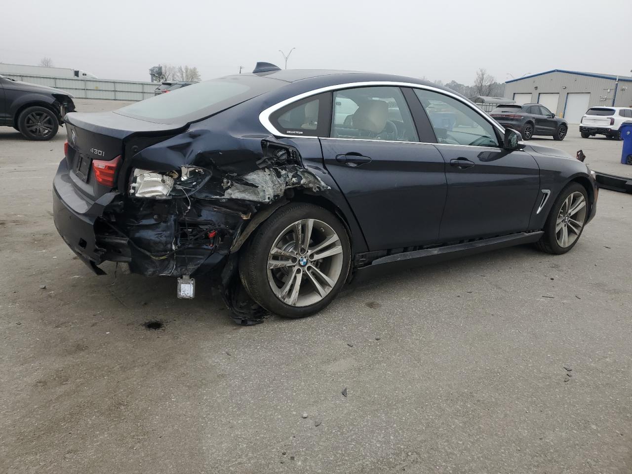 2017 BMW 4er VIN WBA4F9C59HG439659 Copart auction photo, rear end / side damage thumbnail 3
