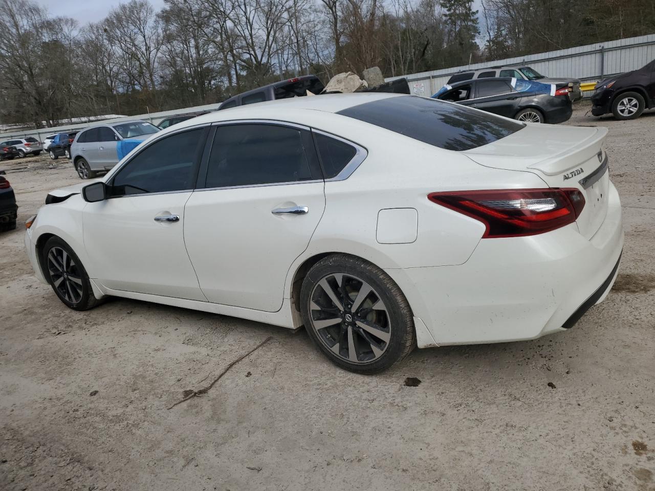 2018 Nissan Altima VIN 1N4AL3AP9JC116859 Copart auction photo, front end damage thumbnail 2