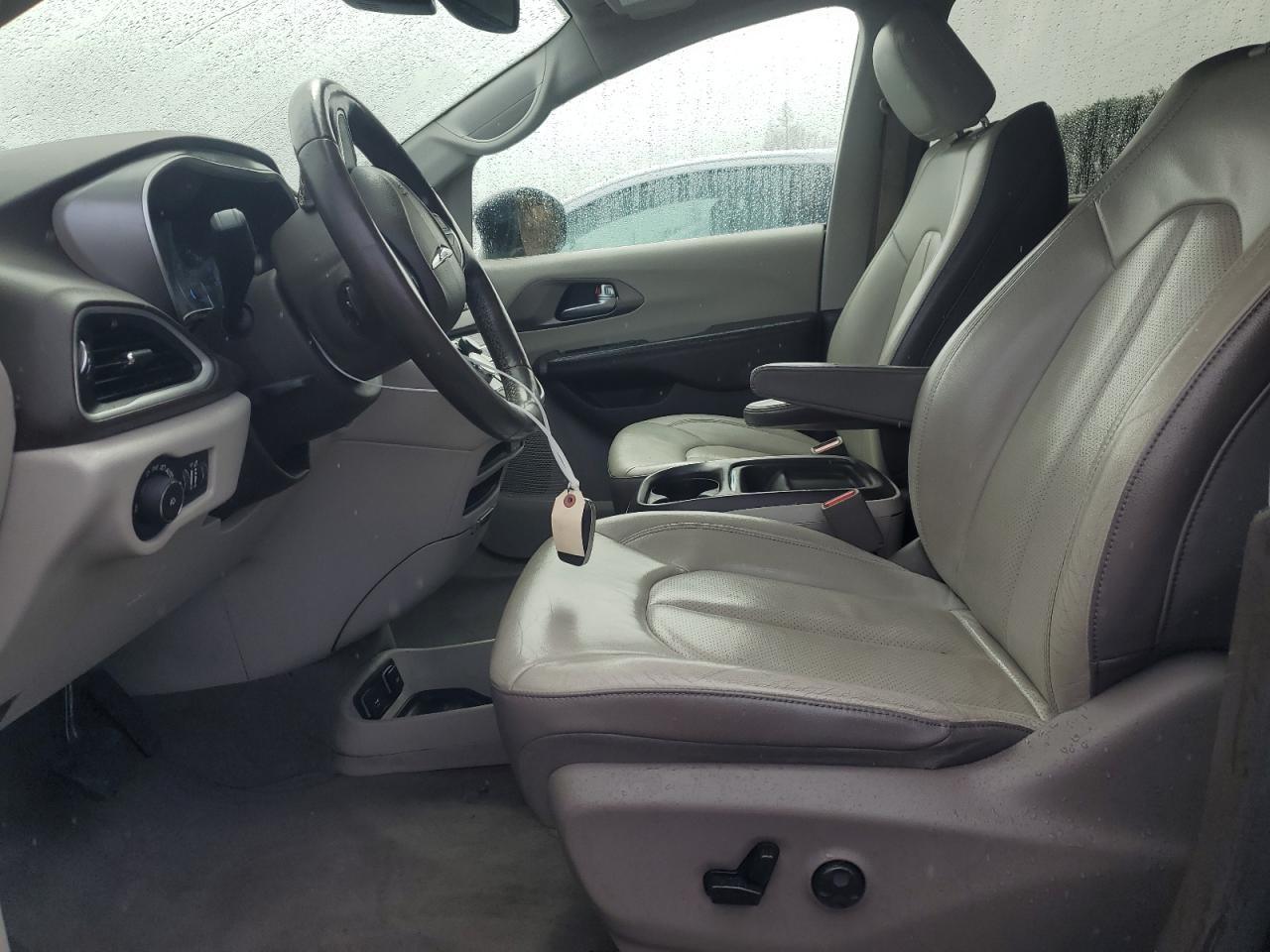 2019 Chrysler Pacifica VIN 2C4RC1BG8KR597308 Copart auction photo, front end / side damage thumbnail 7