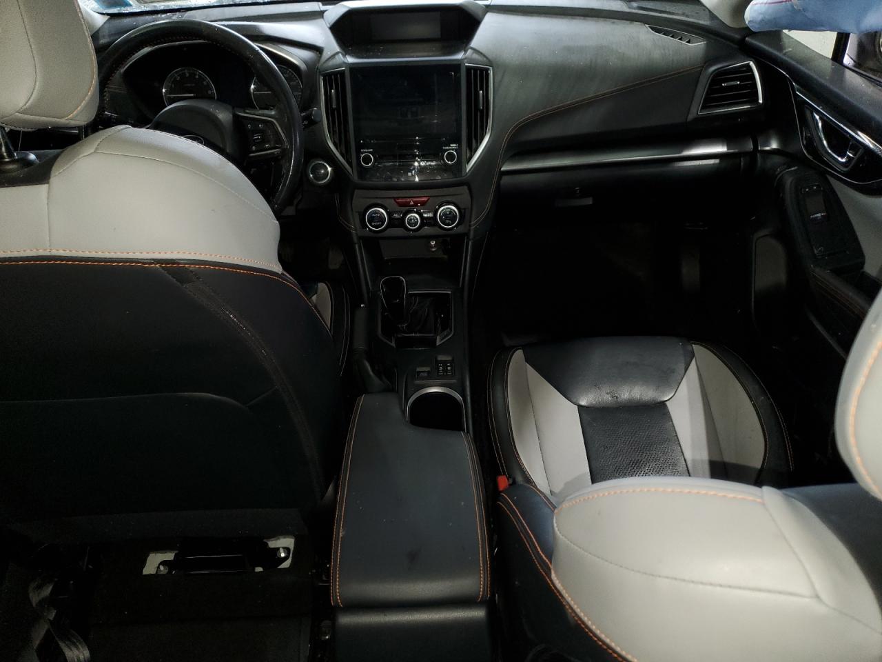 2019 Subaru XV VIN JF2GTANC6K8305846 Copart auction photo, rollover damage thumbnail 8
