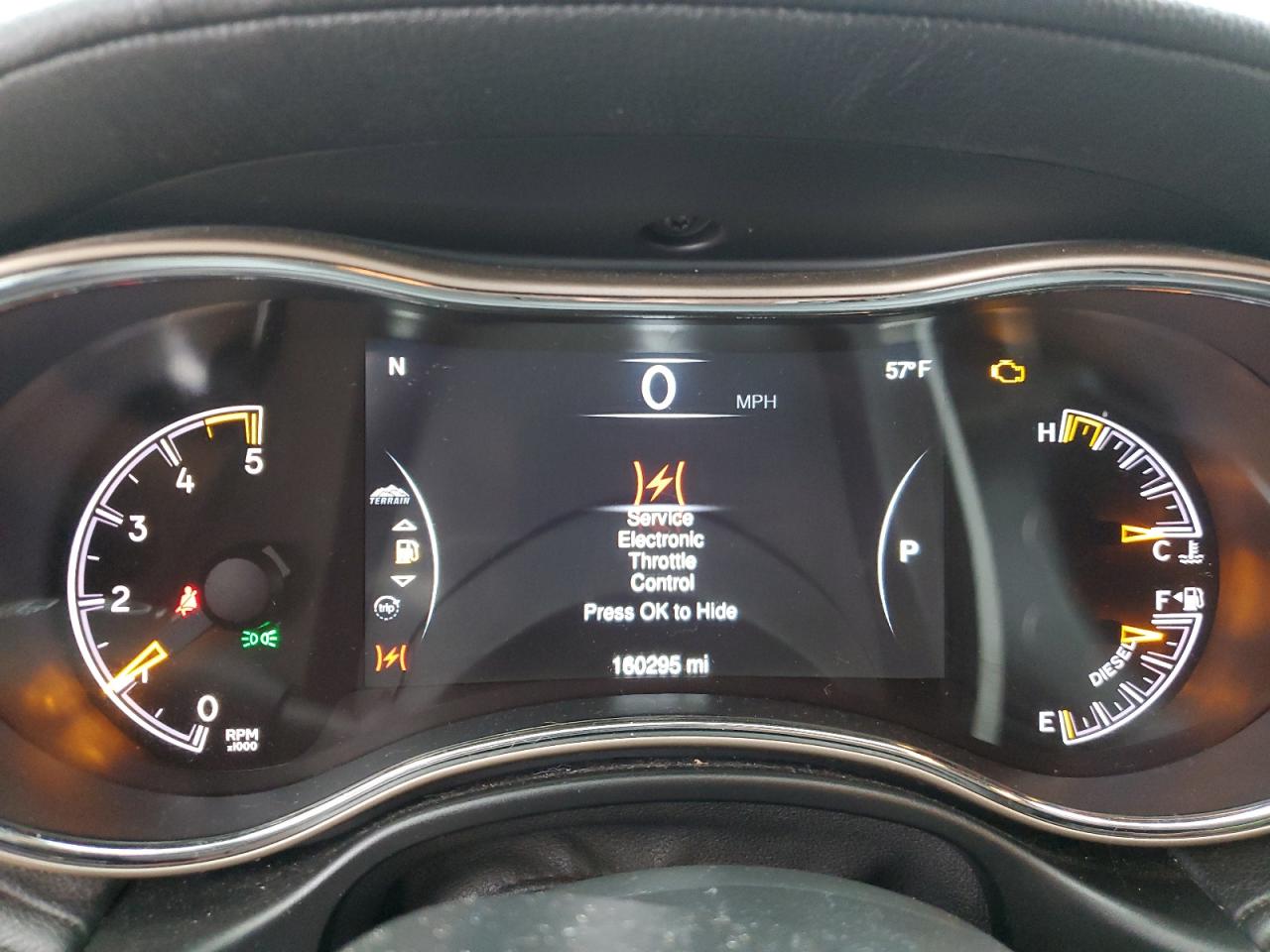 2015 Jeep Grand Cherokee VIN 1C4RJFCM4FC706109 Copart auction photo, front end damage thumbnail 9