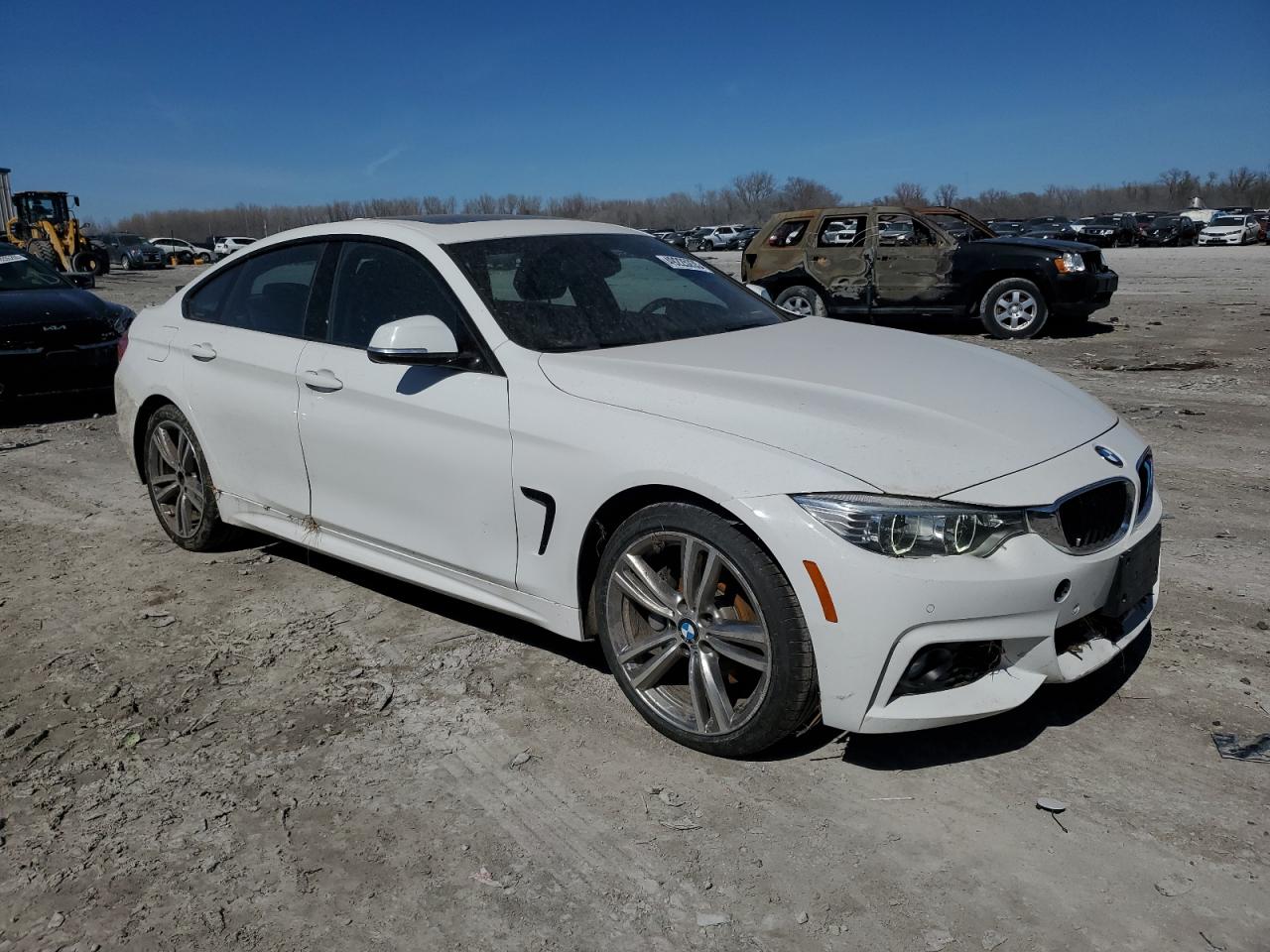 2017 BMW 4er VIN WBA4E5C38HG811034 Copart auction photo, undercarriage / all over damage thumbnail 4
