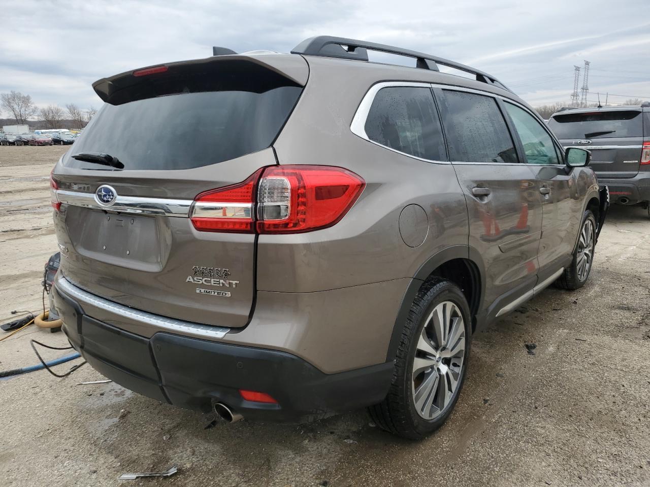 2021 Subaru Ascent VIN 4S4WMAPD7M3462911 Copart auction photo, front end damage thumbnail 3