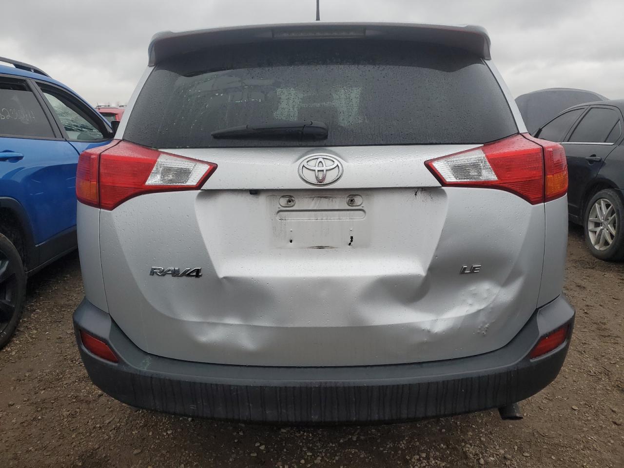 2015 Toyota RAV 4 VIN 2T3ZFREV5FW186430 Copart auction photo, vandalism / minor dent/scratches damage thumbnail 6