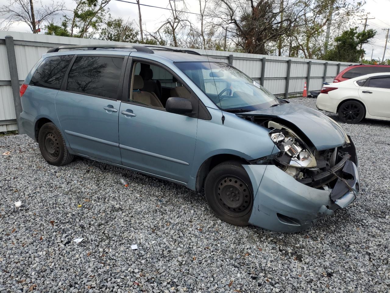 2006 Toyota Sienna VIN 5TDZA23C26S581805 Copart auction photo, front end / rear end damage thumbnail 4