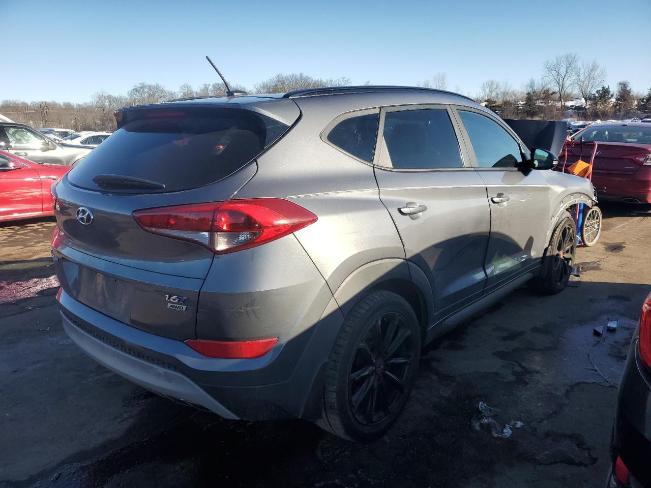 2017 Hyundai Tucson VIN KM8J3CA26HU498380 Copart auction photo, front end damage thumbnail 3