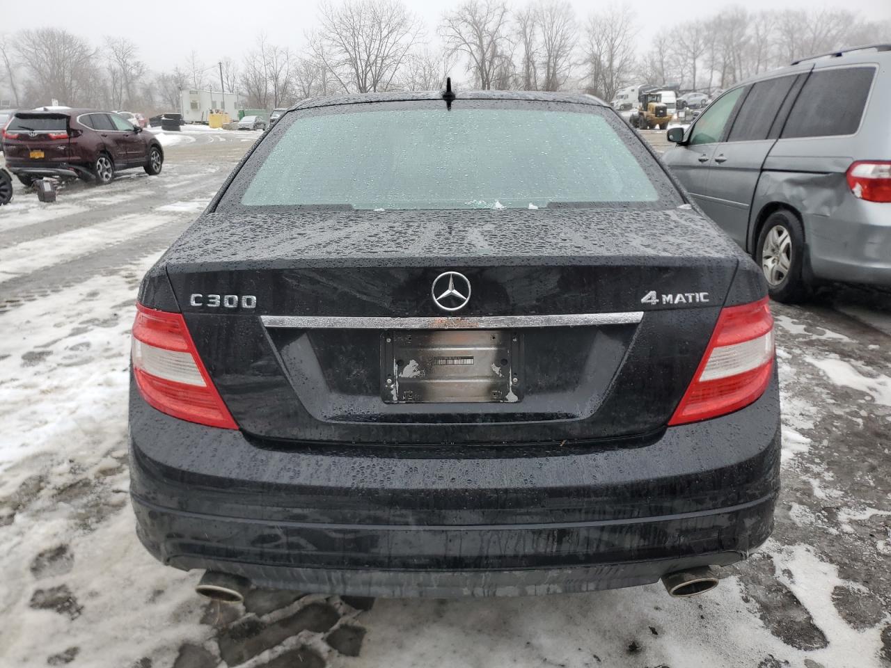 2011 Mercedes-Benz C-klasse VIN WDDGF8BB5BR153536 Copart auction photo, front end damage thumbnail 6