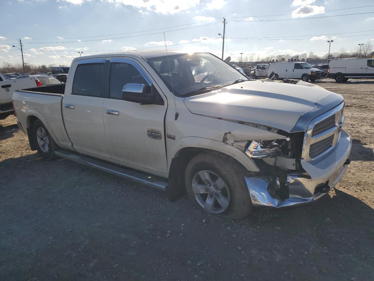 2017 RAM 1500 VIN 1C6RR7WT5HS535503 Copart auction photo, front end / minor dent/scratches damage thumbnail 4