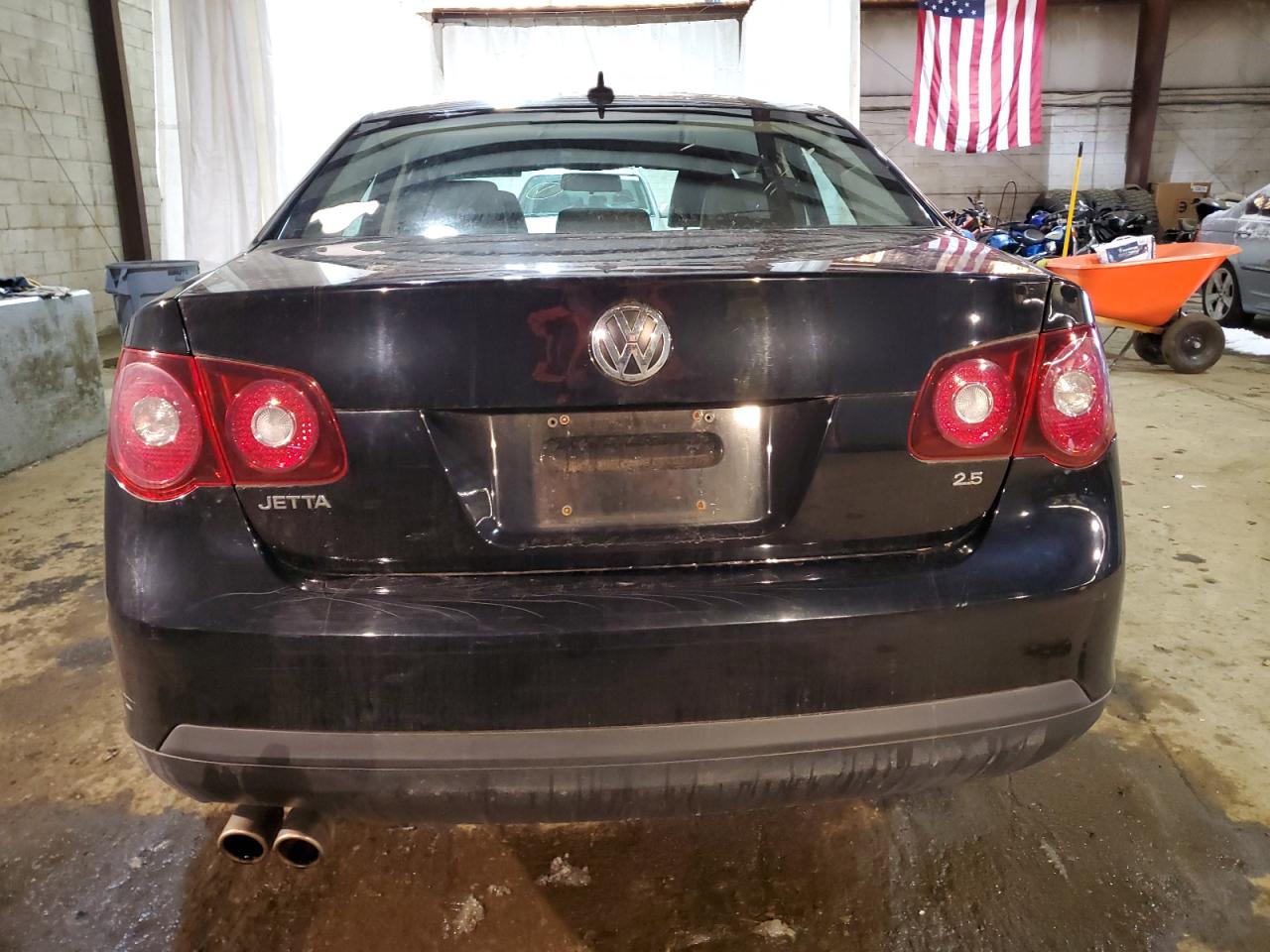 2010 Volkswagen Jetta VIN 3VWRZ7AJXAM030602 Copart auction photo, normal wear / minor dent/scratches damage thumbnail 6