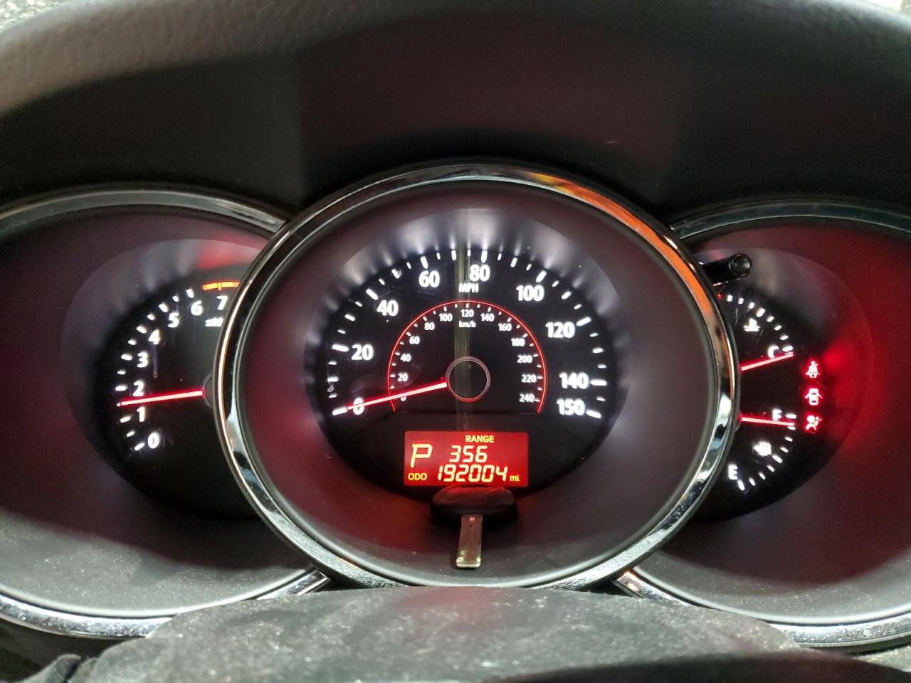 2011 KIA Sorento VIN 5XYKTDA11BG186692 Copart auction photo, front end damage thumbnail 9