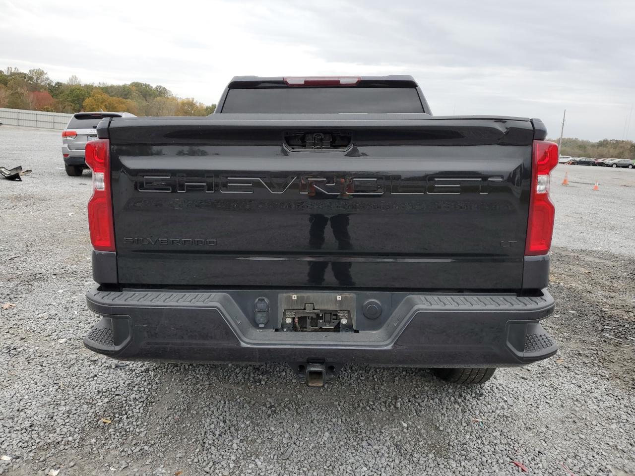 2022 Chevrolet Silverado VIN 1GCUDEED9NZ604017 Copart auction photo, front end damage thumbnail 6